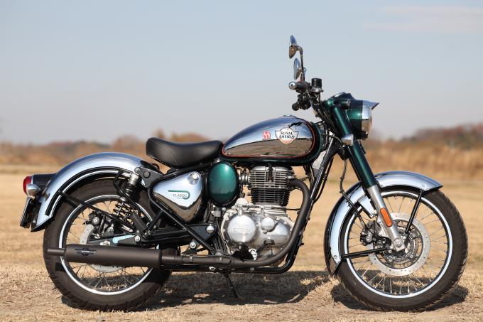 Royal Enfield　Classic350 に必須のPOWERBOXパイプ＆サイレンサーに　特別な塗装を施したブラックエディション新登場です！　心地よく爽快な走りが魅力です